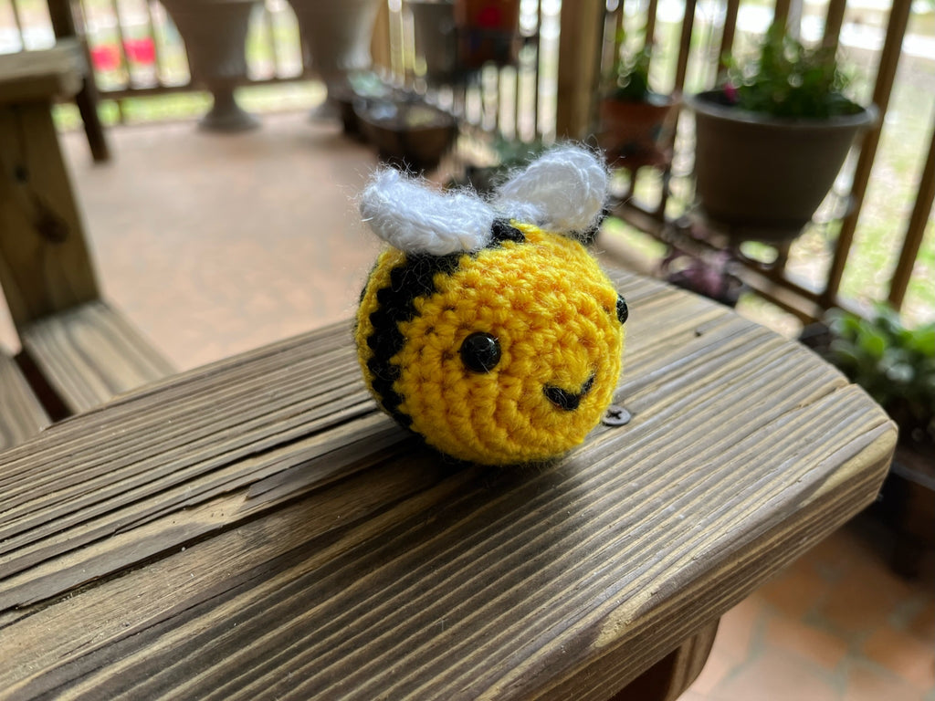 Small Bee Crochet