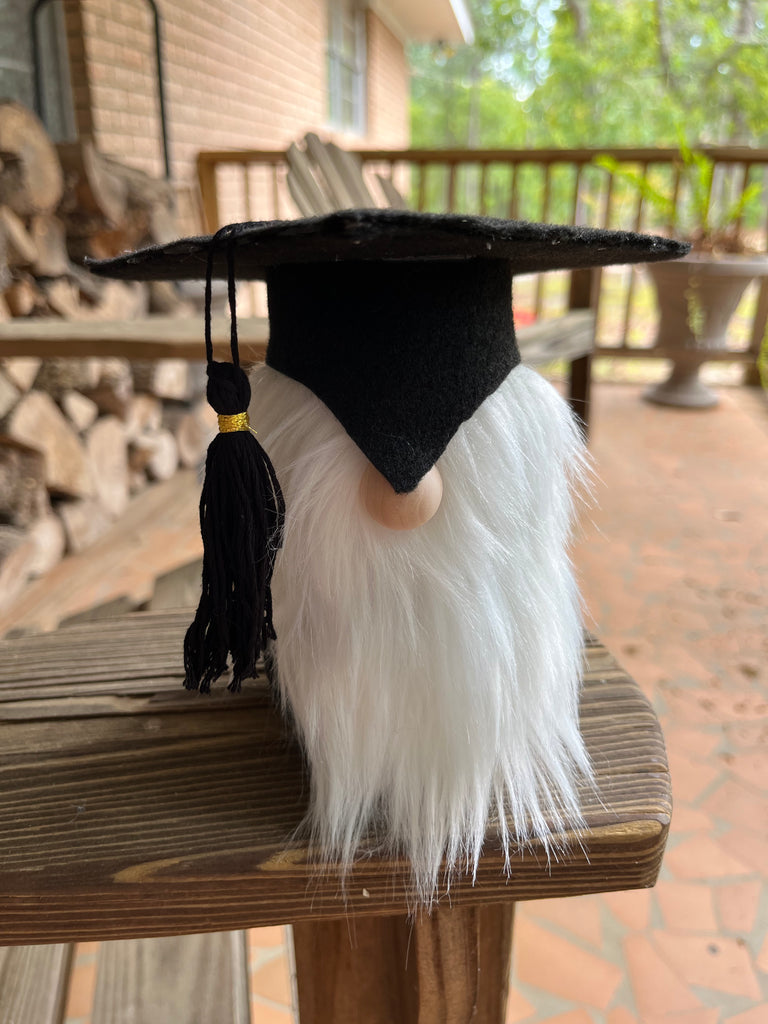 Graduation Gnome