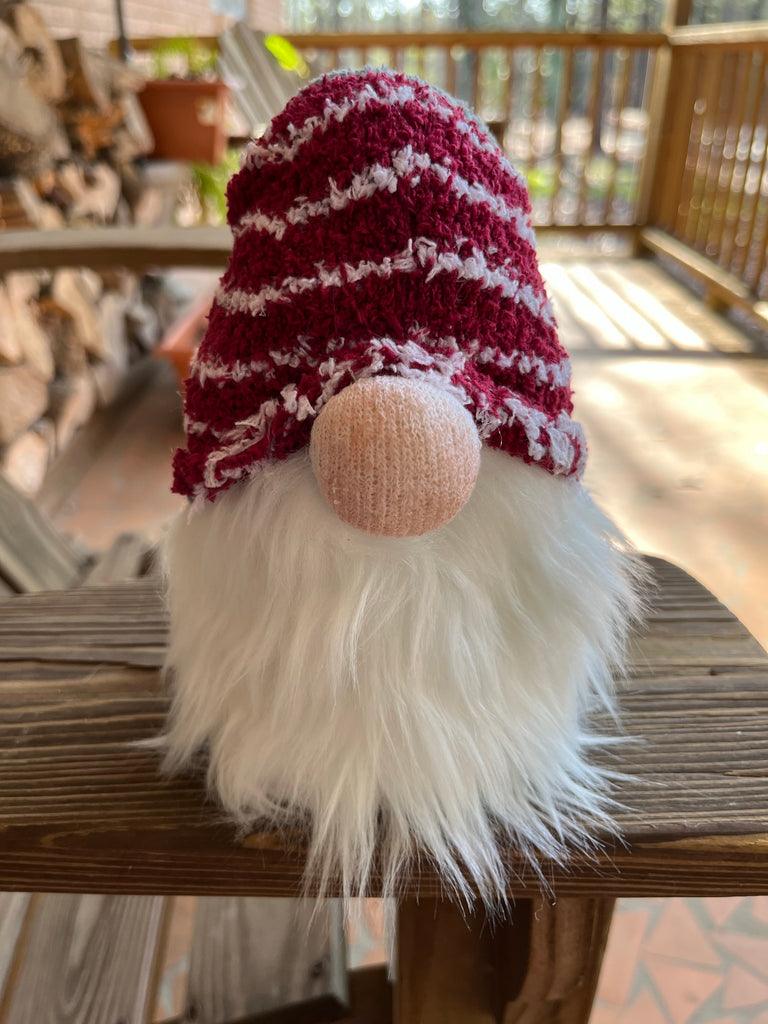 Standup Gnome with Red Hat